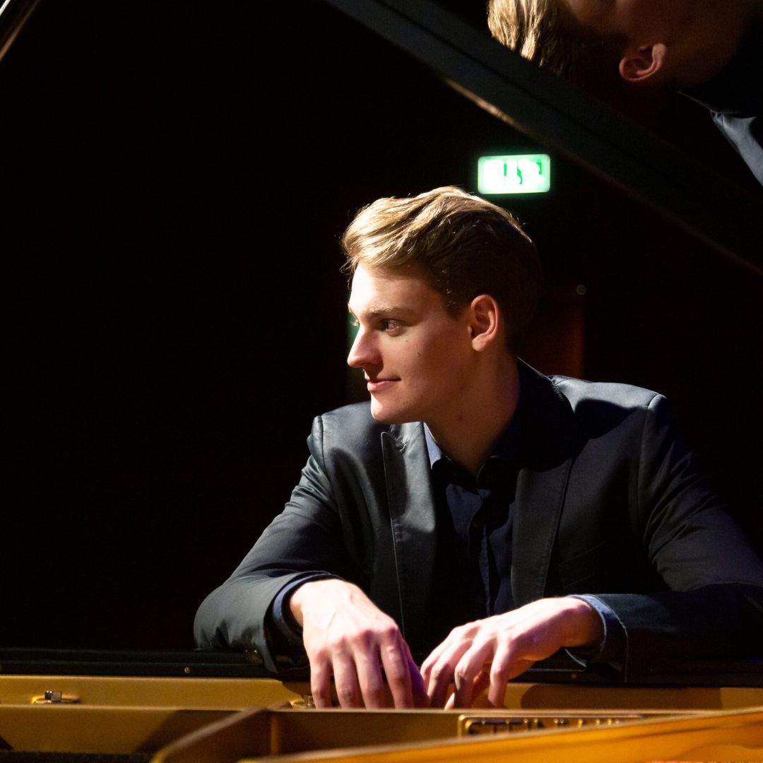 Maximilian Schairer Pianist